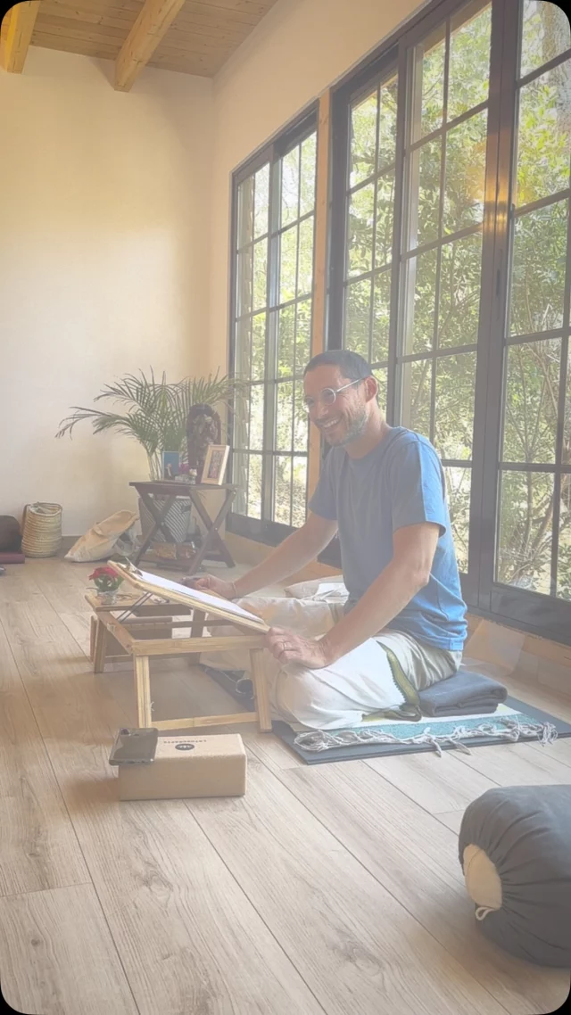 🚨ÚLTIMA CHAMADA 
RETIRO CONTEMPLAR III
16-20 JULHO @palmaslodge 

Últimos lugares para este que se está a tornar um clássico de Verão da Casa Ganapati!
Um encontro, mais prolongado e também afastado de tudo, onde oferecemos uma oportunidade de recolhimento, partilha e contemplação, de frente para o mar.

Mais info no link do perfil ou por e-mail:
💌ana@casaganapati.com

#yogaretreat #retirodeyoga #contemplaçao #meditaçao #meditation #advaita #vedanta #yogaphilosophy #yogaśāstra
